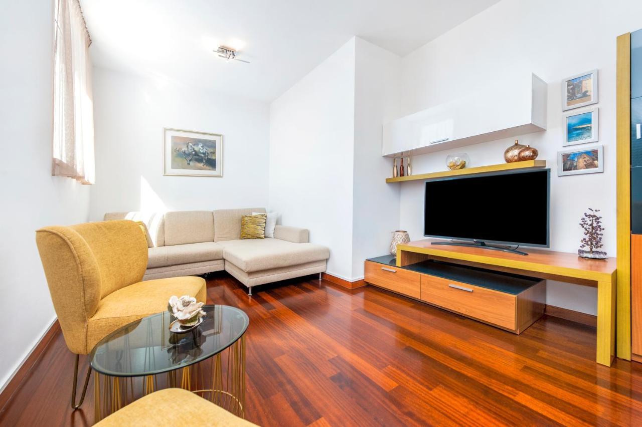 Apartment Anerol Rovinj Exterior photo
